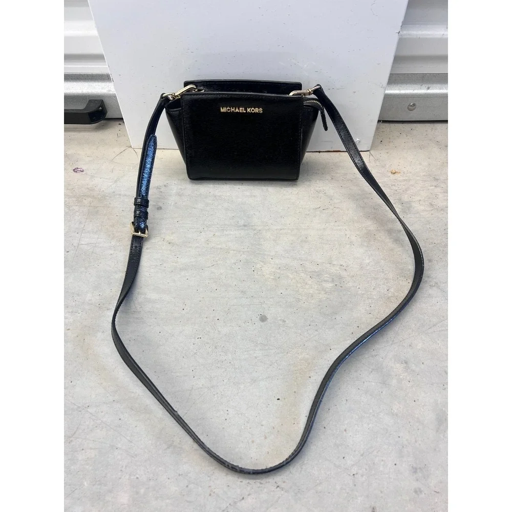 Michael Kors Selma Mini Bag Women Black Saffiano Leather Crossbody Strap Handbag